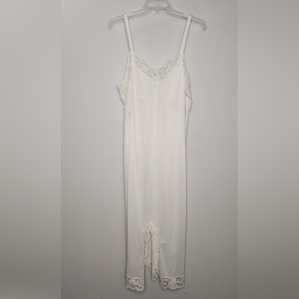 Vintage Made In USA White Lace Slip Dress 44‎